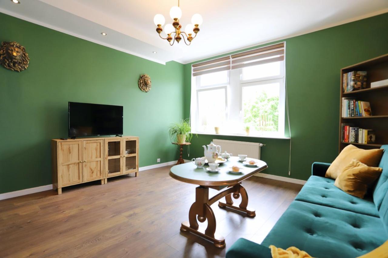 Apartament Stary Zdroj Wałbrzych Buitenkant foto