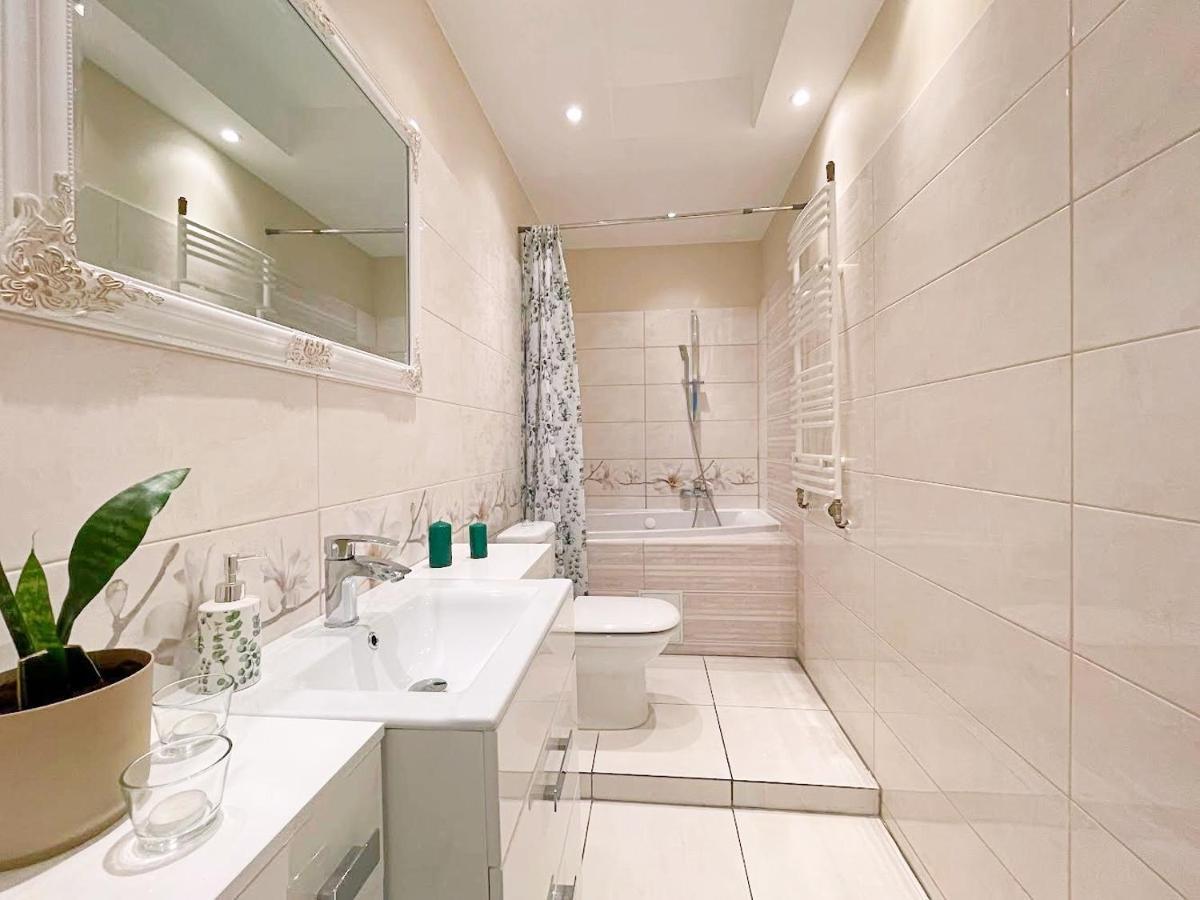 Apartament Stary Zdroj Wałbrzych Buitenkant foto